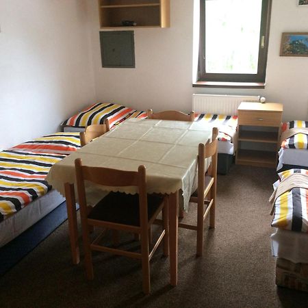 Hotel Pod Skalou بايسك المظهر الخارجي الصورة